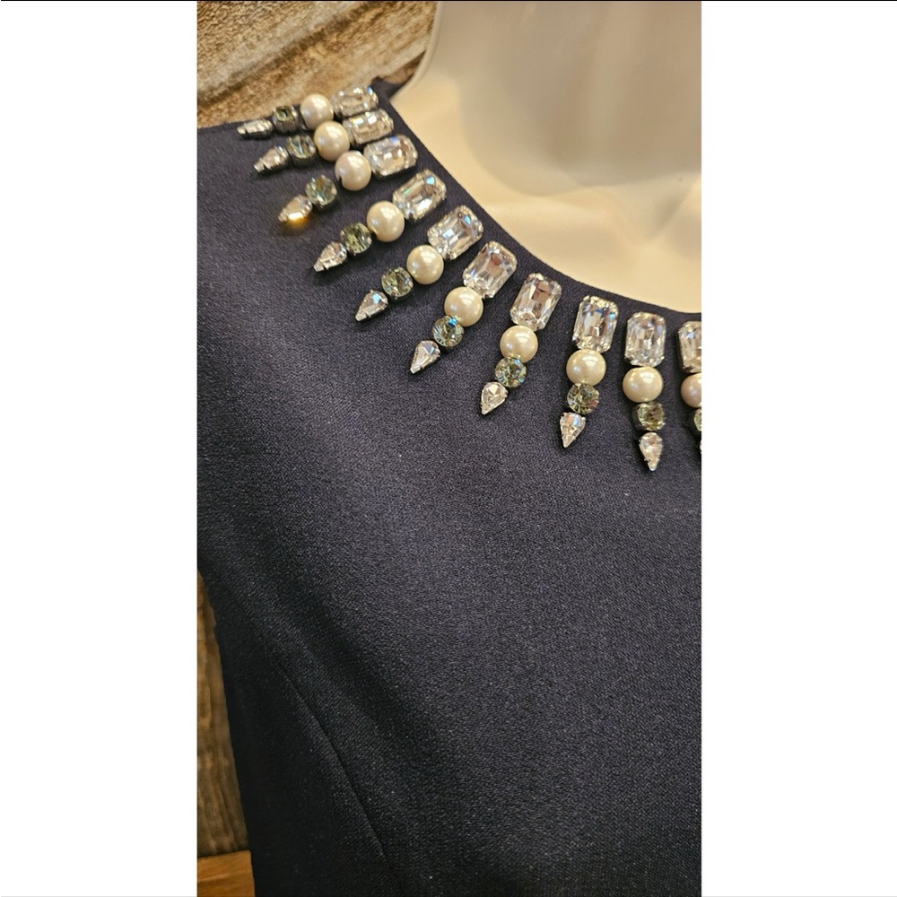 New Vince Camuto Black Sleeveless Fully Lined Embellished Bead Neckline Size 10 - Picture 5 of 5